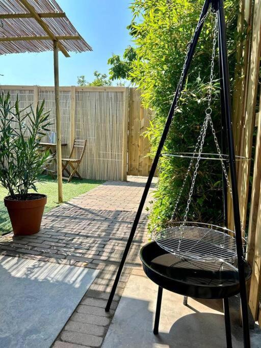 Jungle Style Lodge With Jacuzzi ,Sauna And Garden Near Amsterdam Vijfhuizen Exterior foto
