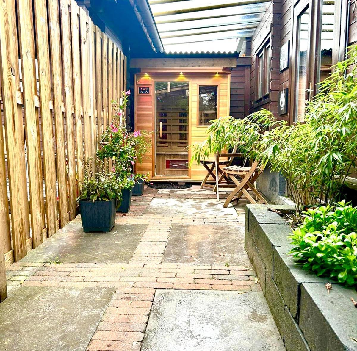 Jungle Style Lodge With Jacuzzi ,Sauna And Garden Near Amsterdam Vijfhuizen Exterior foto